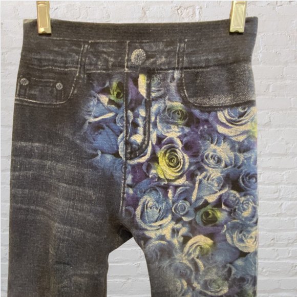 DOCELE -- Leggings, Jeans-Look "Denim" with Flower Print Front and Back - Picture 3 of 10